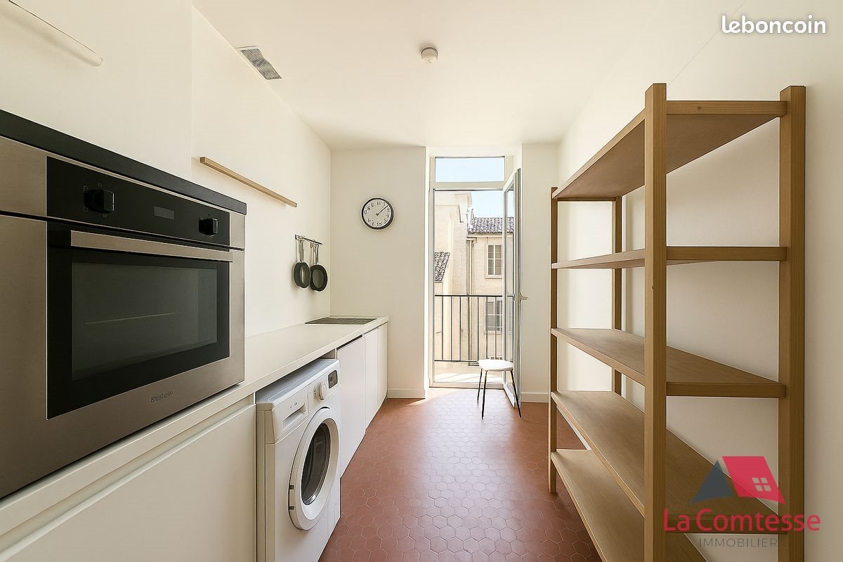 Appartement à louer, 64m², Marseille 5ème