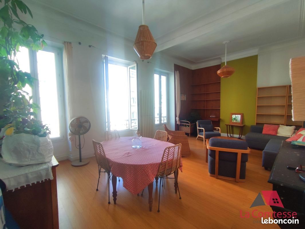 Appartement à louer, 130m², Marseille 7ème