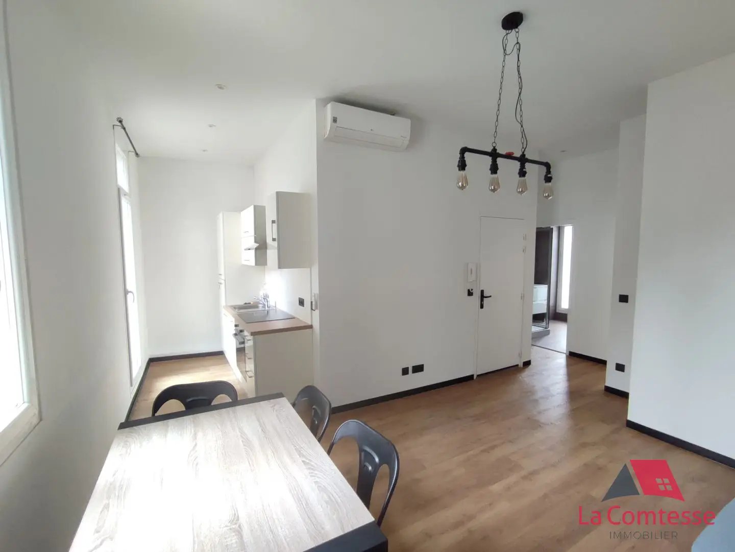 Appartement à louer, 37m², Marseille 6ème