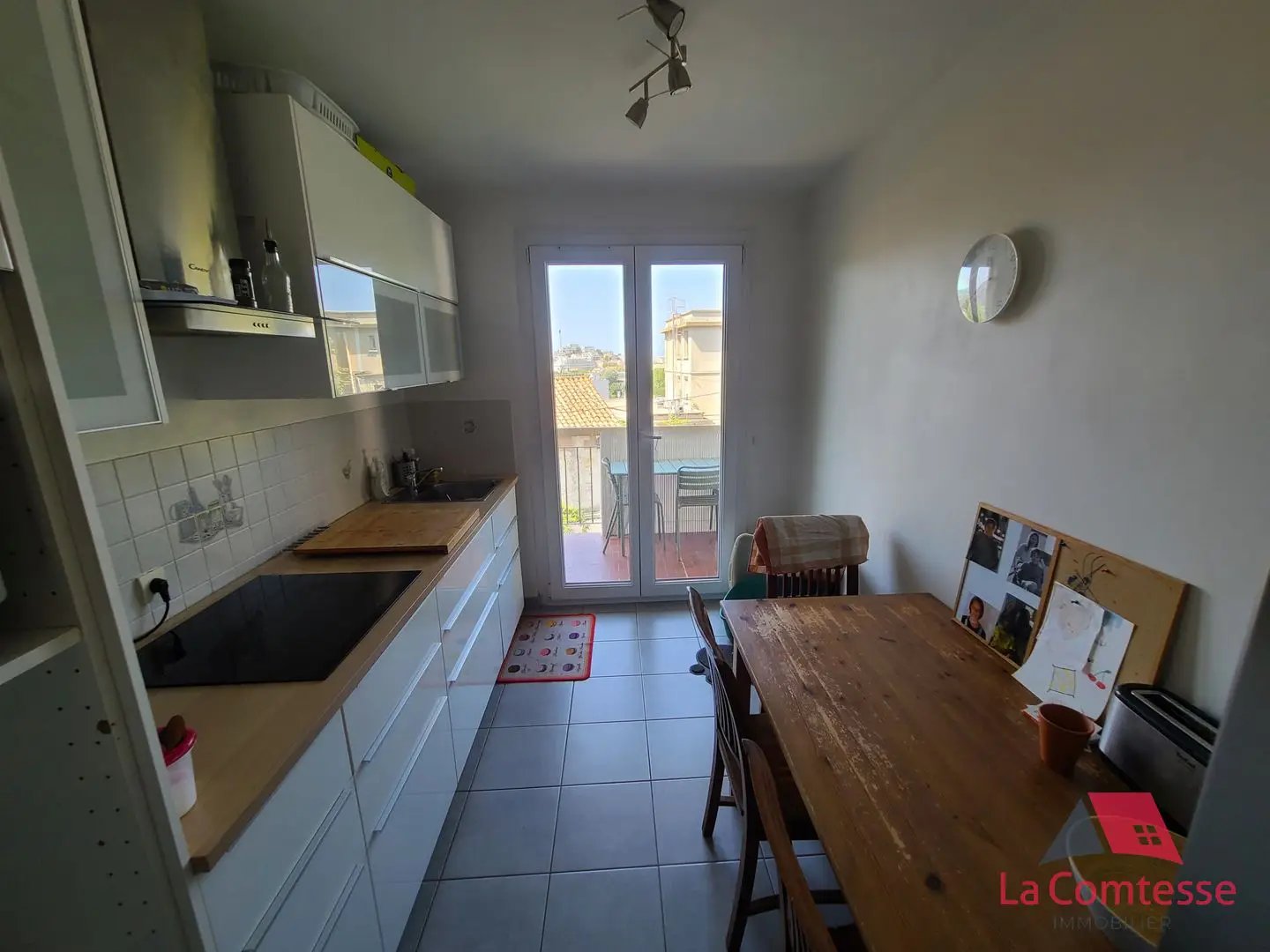 Appartement à louer, 75m², Marseille 8ème