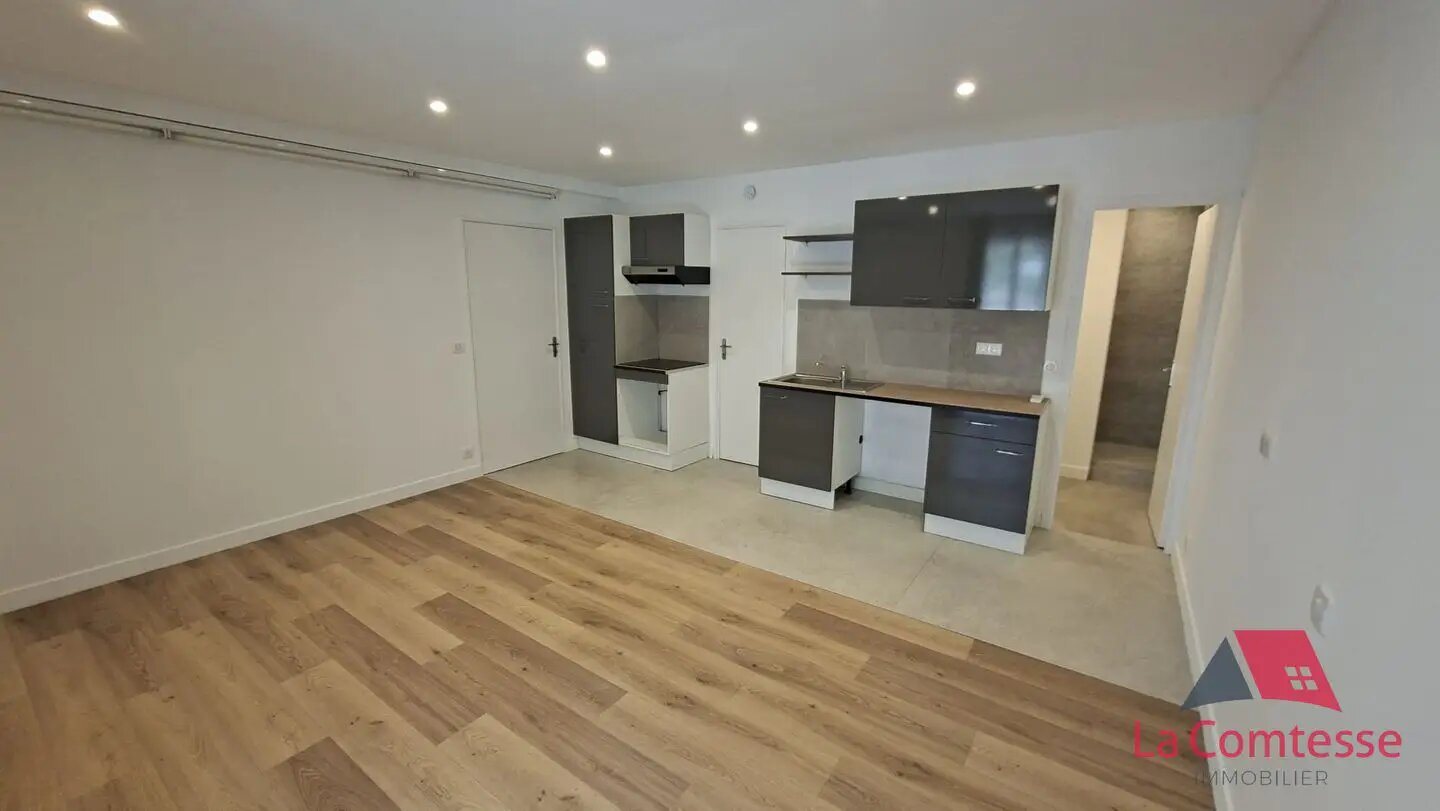 Appartement à louer, 29m², Marseille 9ème