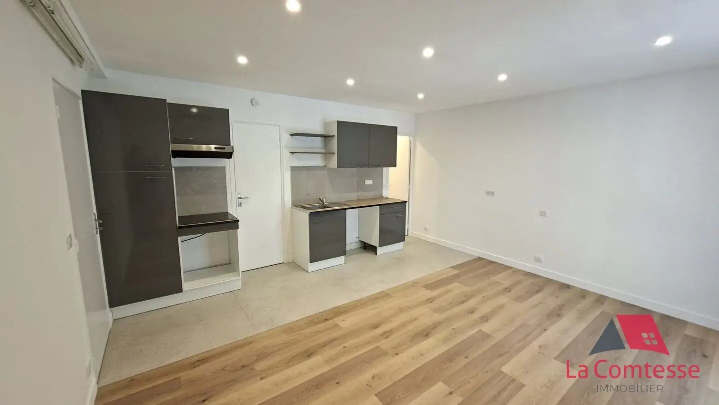 Appartement à louer, 29m², Marseille 9ème
