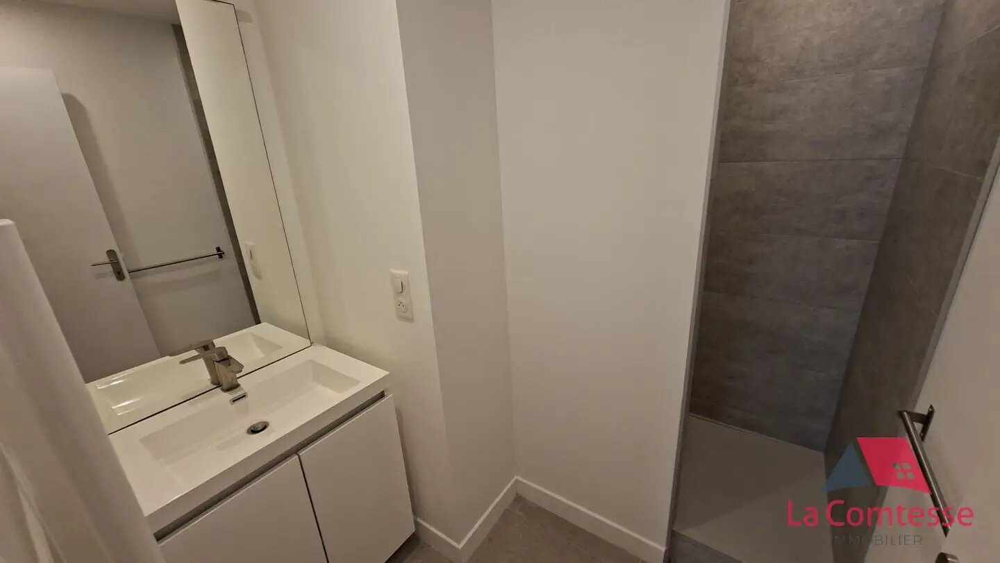 Appartement à louer, 29m², Marseille 9ème