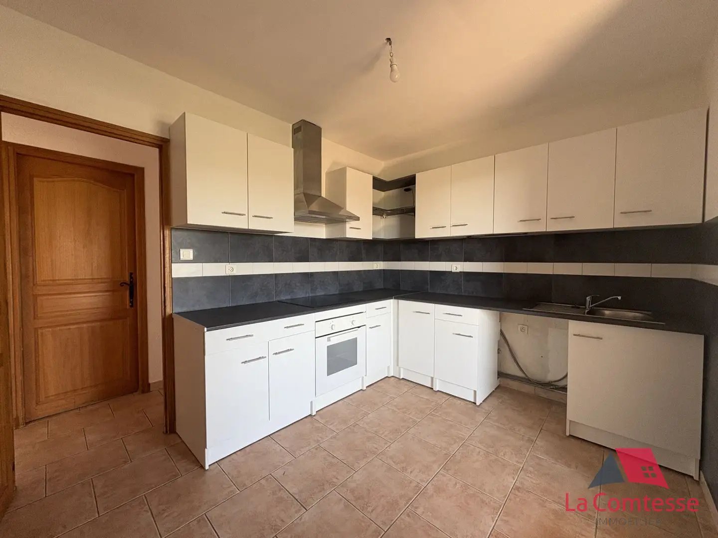 Maison à louer, 83m², Belcodène