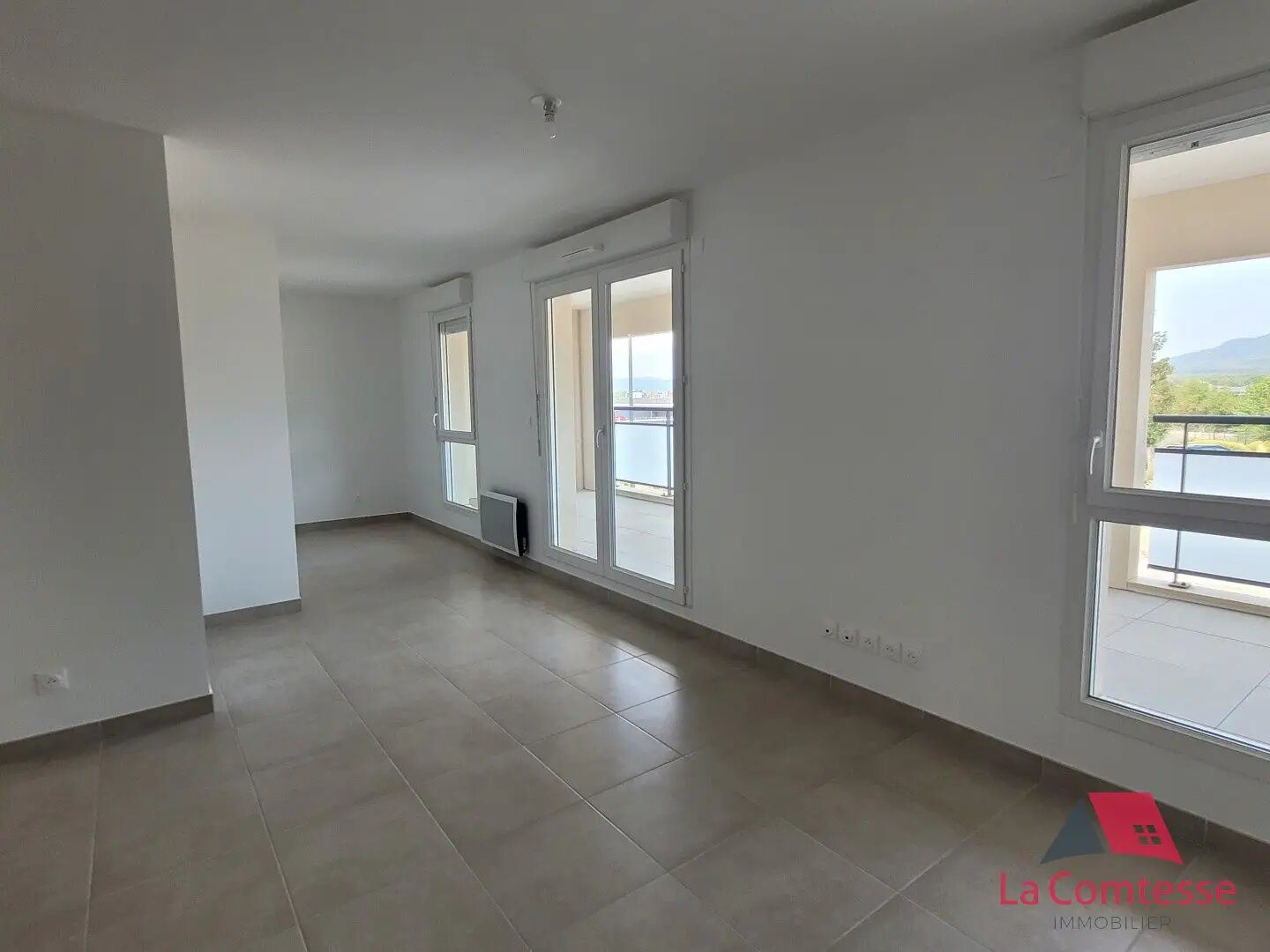 Appartement à louer, 47m², Trets