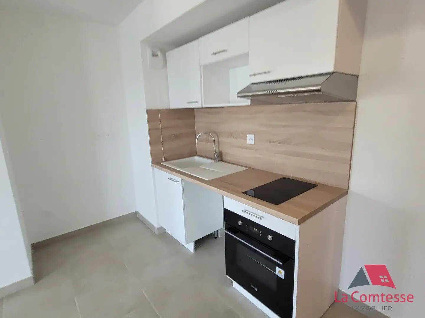 Appartement à louer, 47m², Trets