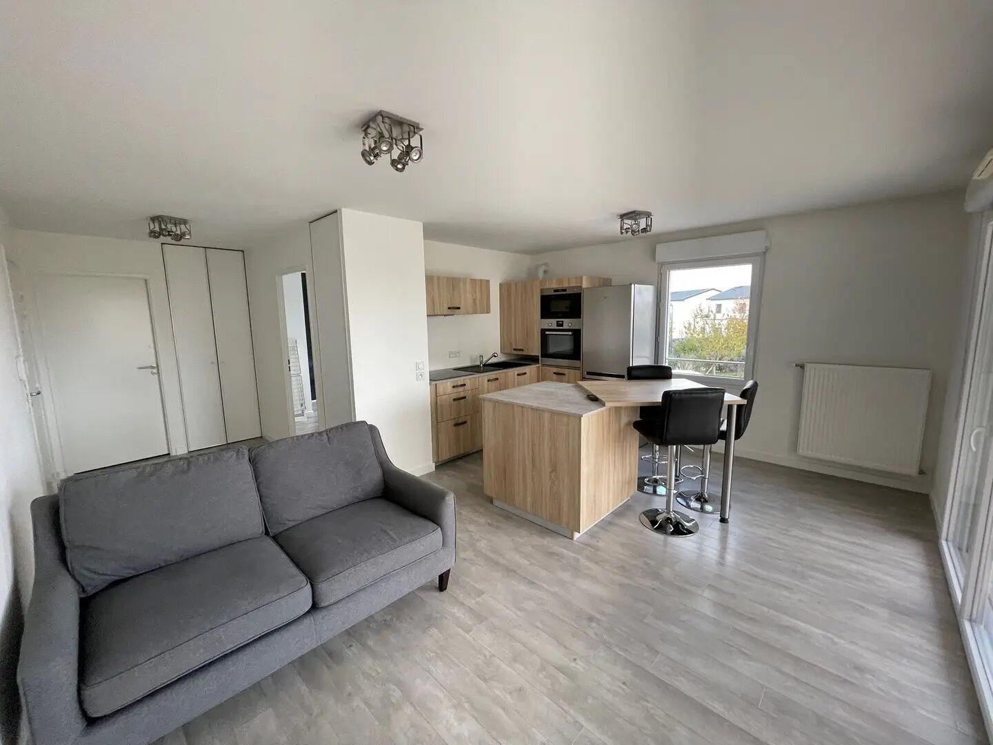 Appartement à louer, 43m², Saint-Priest