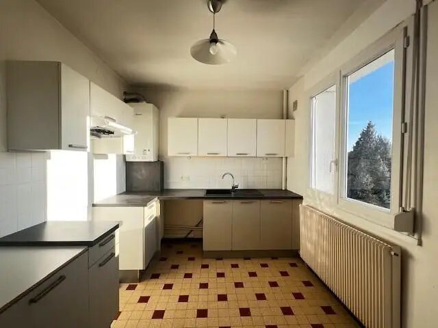 Appartement à louer, 75m², Charly