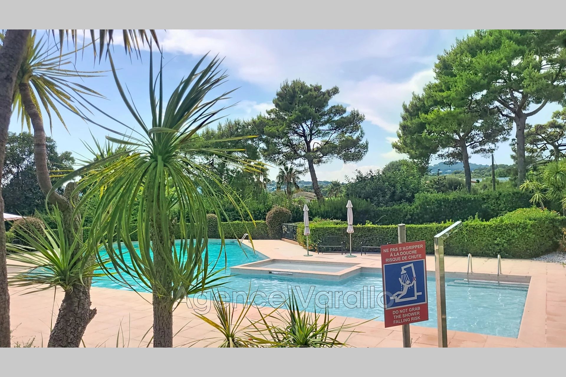 Maison à louer, 78m², Antibes