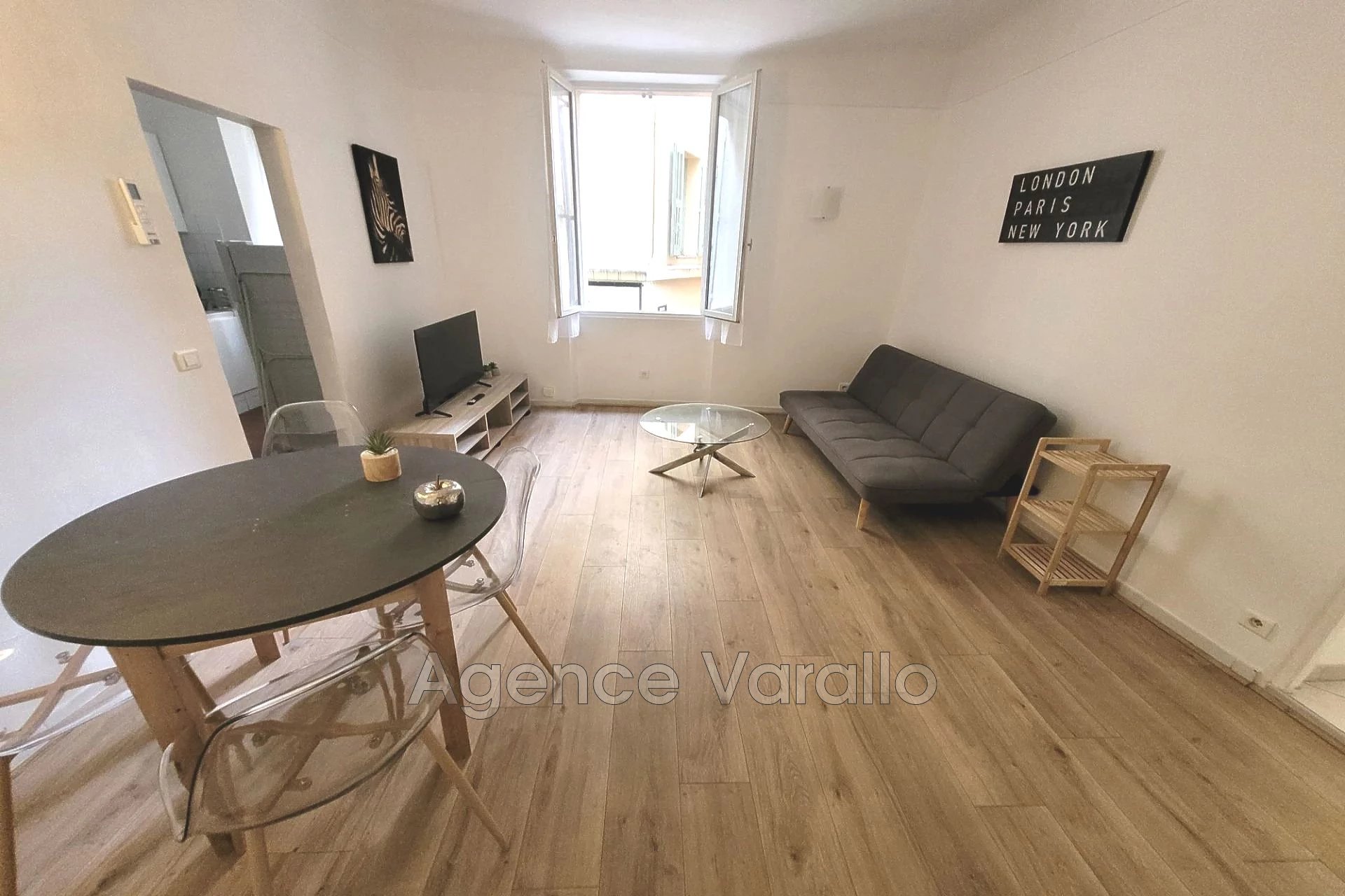 Maison à louer, 53m², Antibes