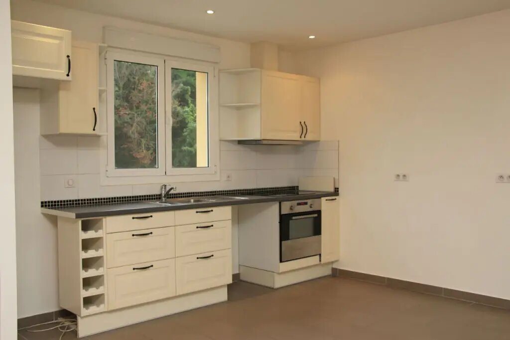 Maison à louer, 90m², Gometz-le-Châtel
