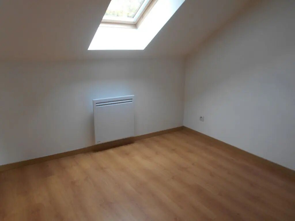 Maison à louer, 90m², Gometz-le-Châtel
