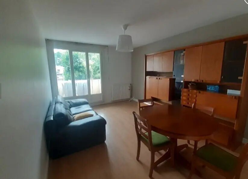 Appartement à louer, 77m², Antony
