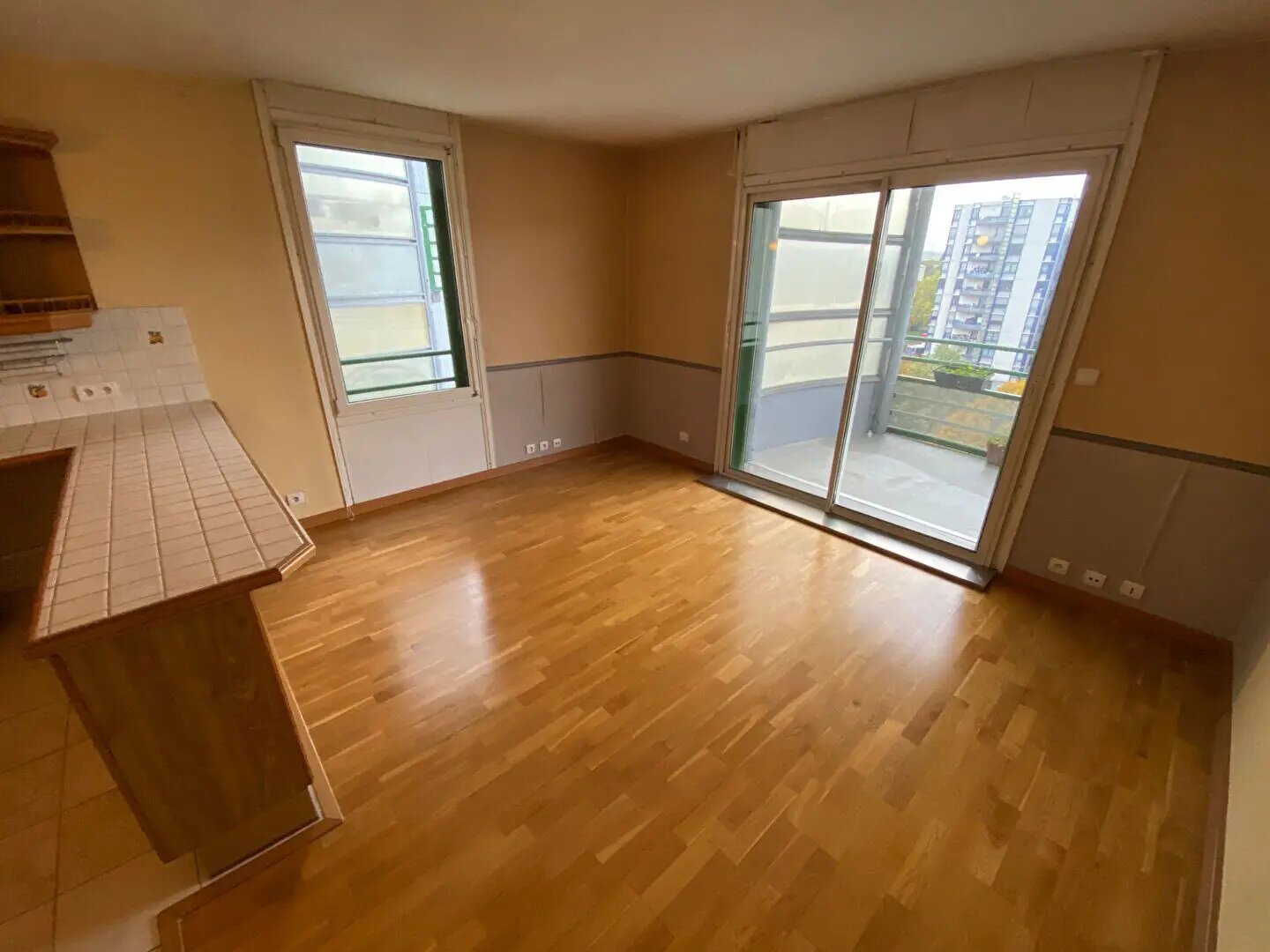 Appartement à louer, 47m², Massy