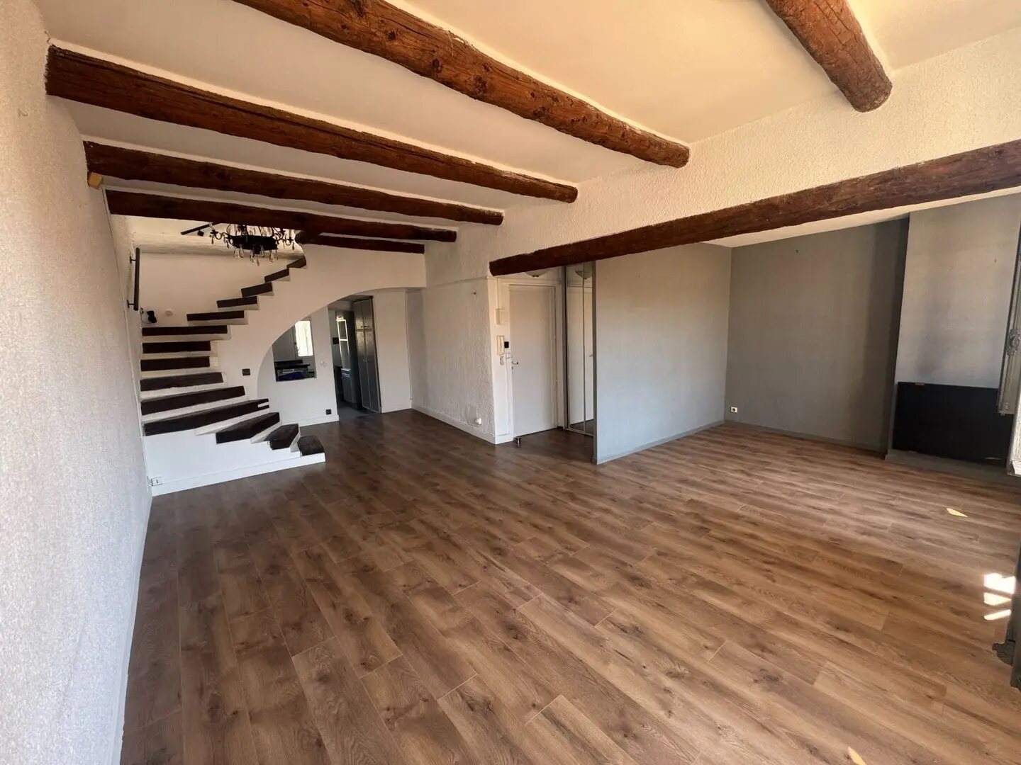 Appartement à louer, 84m², Aix-en-Provence