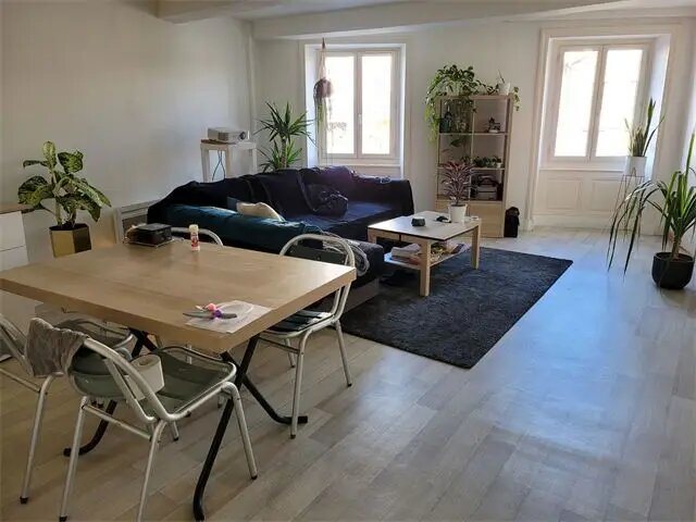 Appartement à louer, 50m², Saint-Laurent-de-Chamousset