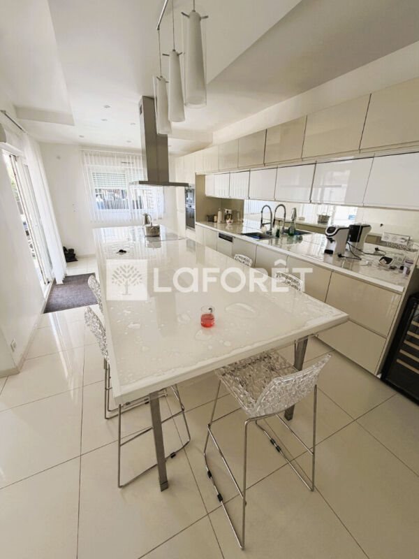 Maison à vendre, 200m², Livry-Gargan