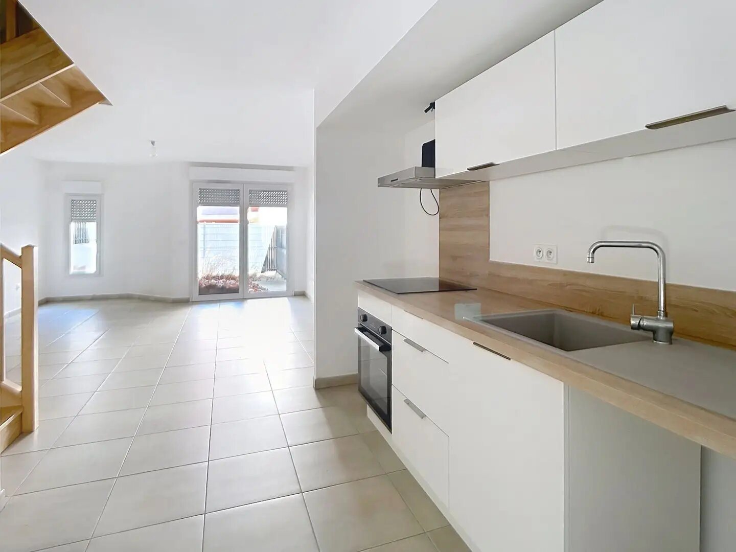 Maison à louer, 81m², Vedène