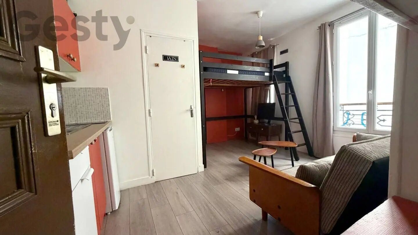 Appartement à louer, 16m², Paris 18ème