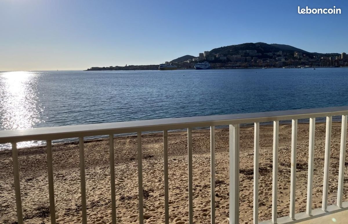 Appartement à louer, 29m², Ajaccio