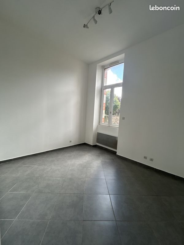 Appartement à louer, 52m², Bégard