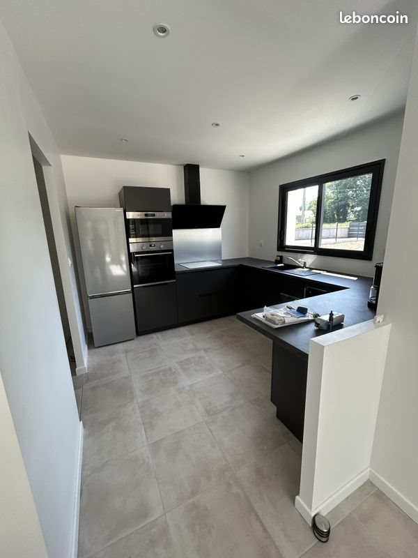 Maison à louer, 74m², Bégard