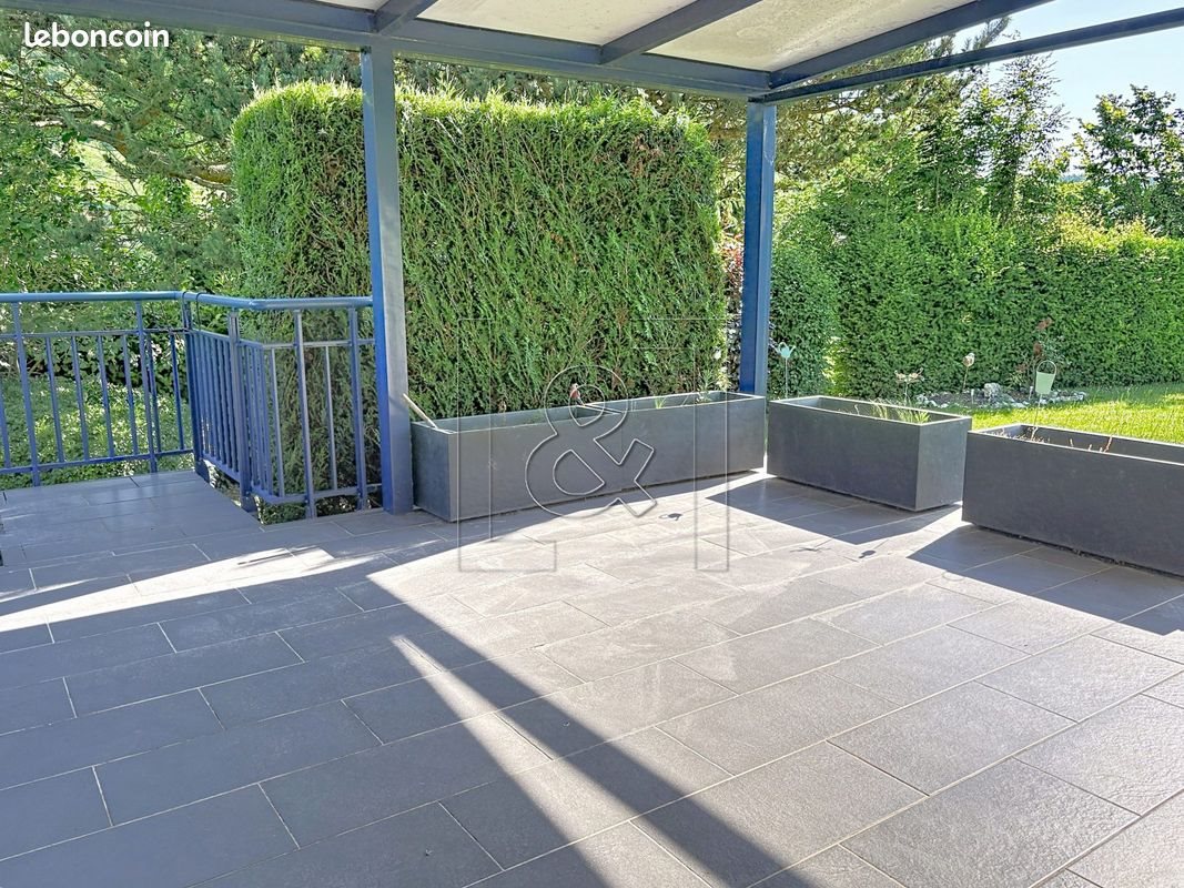 Maison à vendre, 110m², Saint-Léger-du-Bourg-Denis