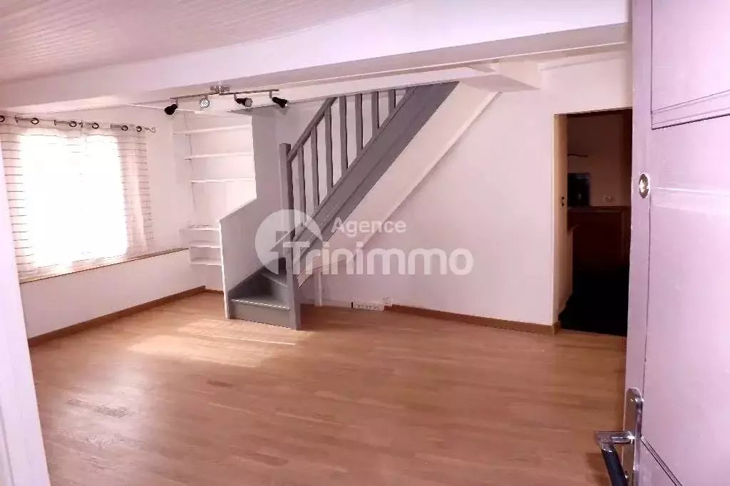 Appartement à louer, 75m², Touët-de-l'Escarène