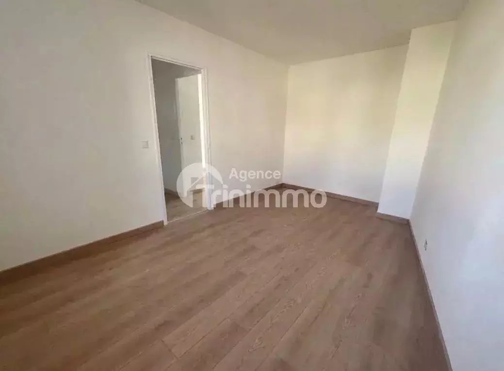 Maison à vendre, 82m², Saint-Saturnin-lès-Avignon