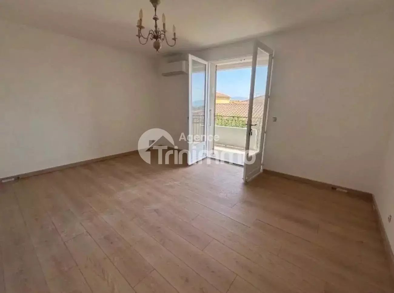 Maison à vendre, 82m², Saint-Saturnin-lès-Avignon