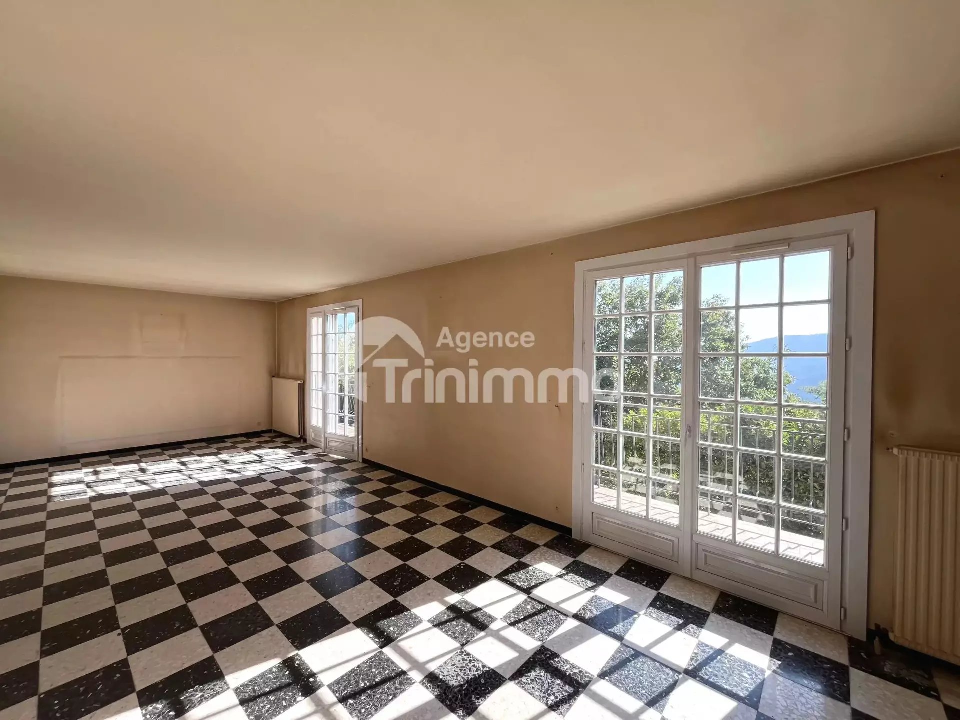 Maison à vendre, 130m², Berre-les-Alpes