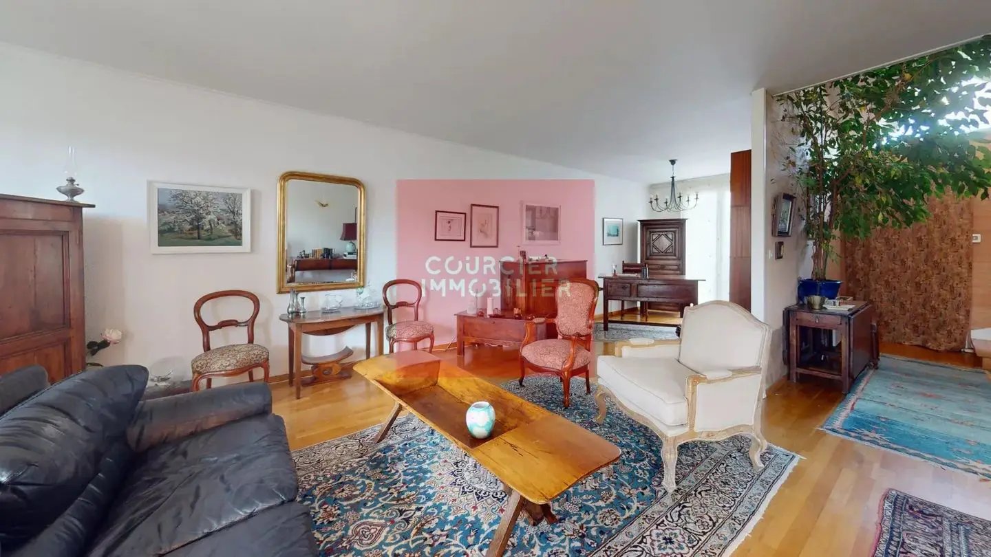 Maison à vendre, 140m², Le Mesnil-Saint-Denis