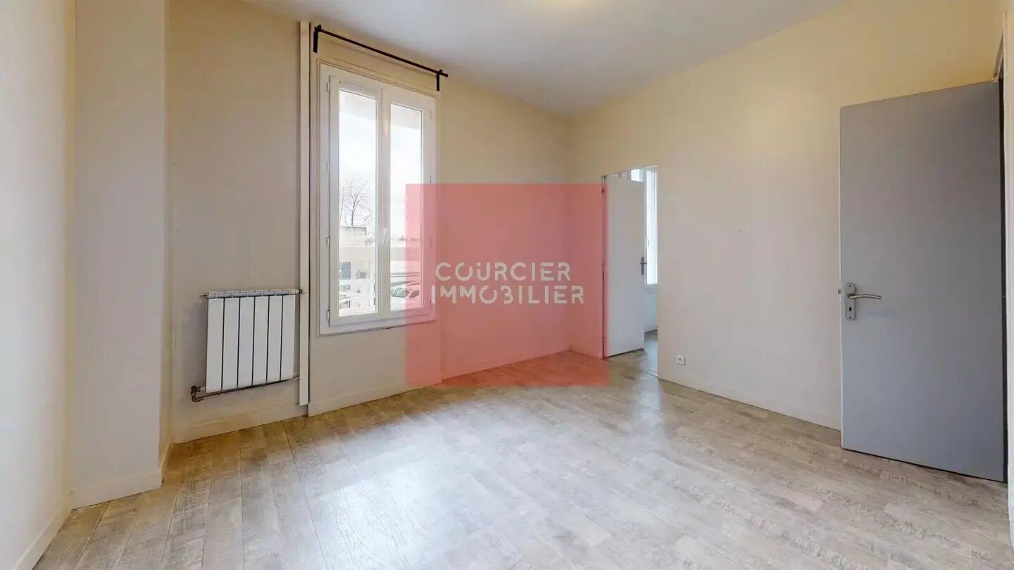 Maison à vendre, 55m², Le Mesnil-Saint-Denis