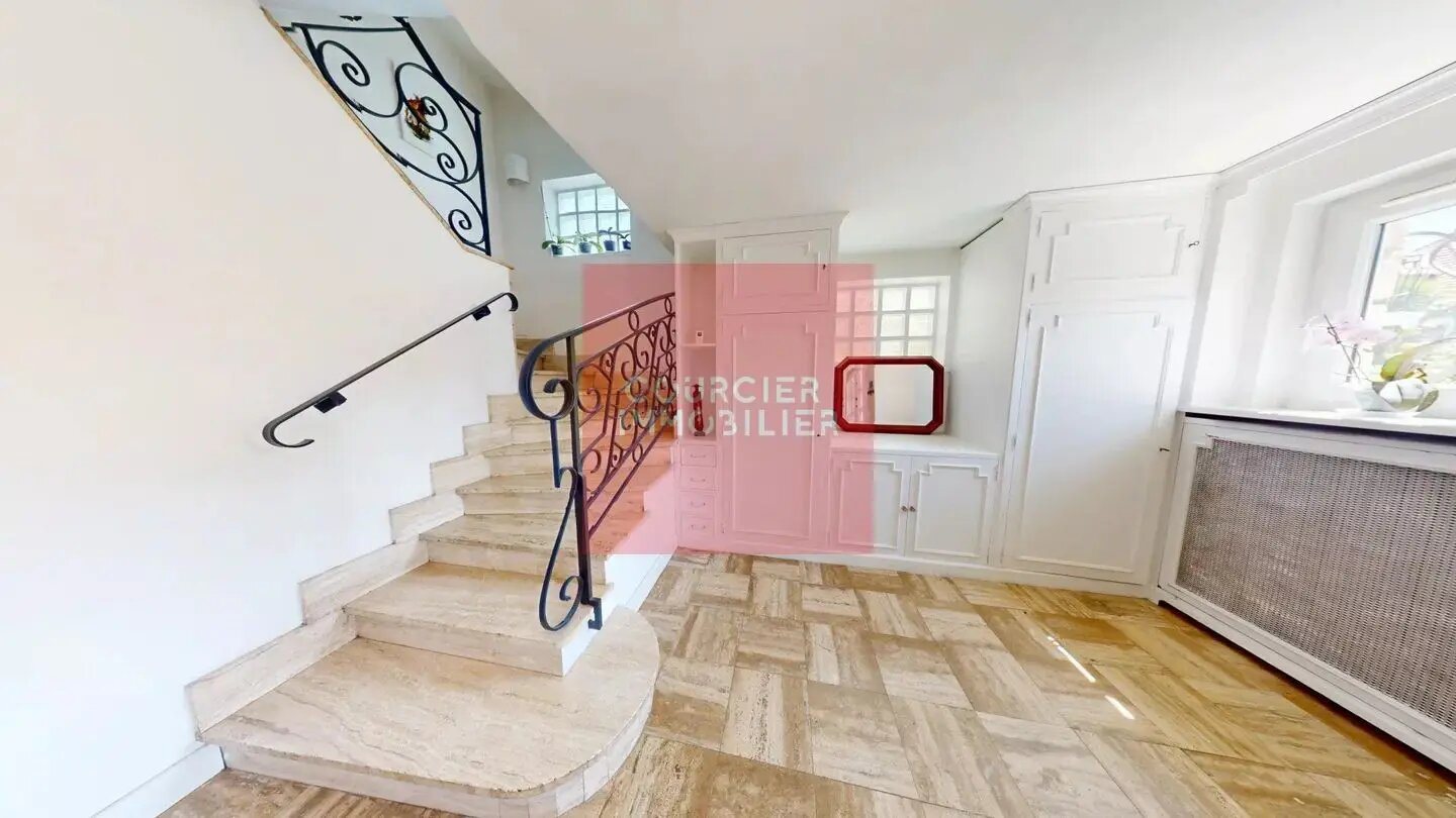 Maison à louer, 151m², Le Mesnil-Saint-Denis