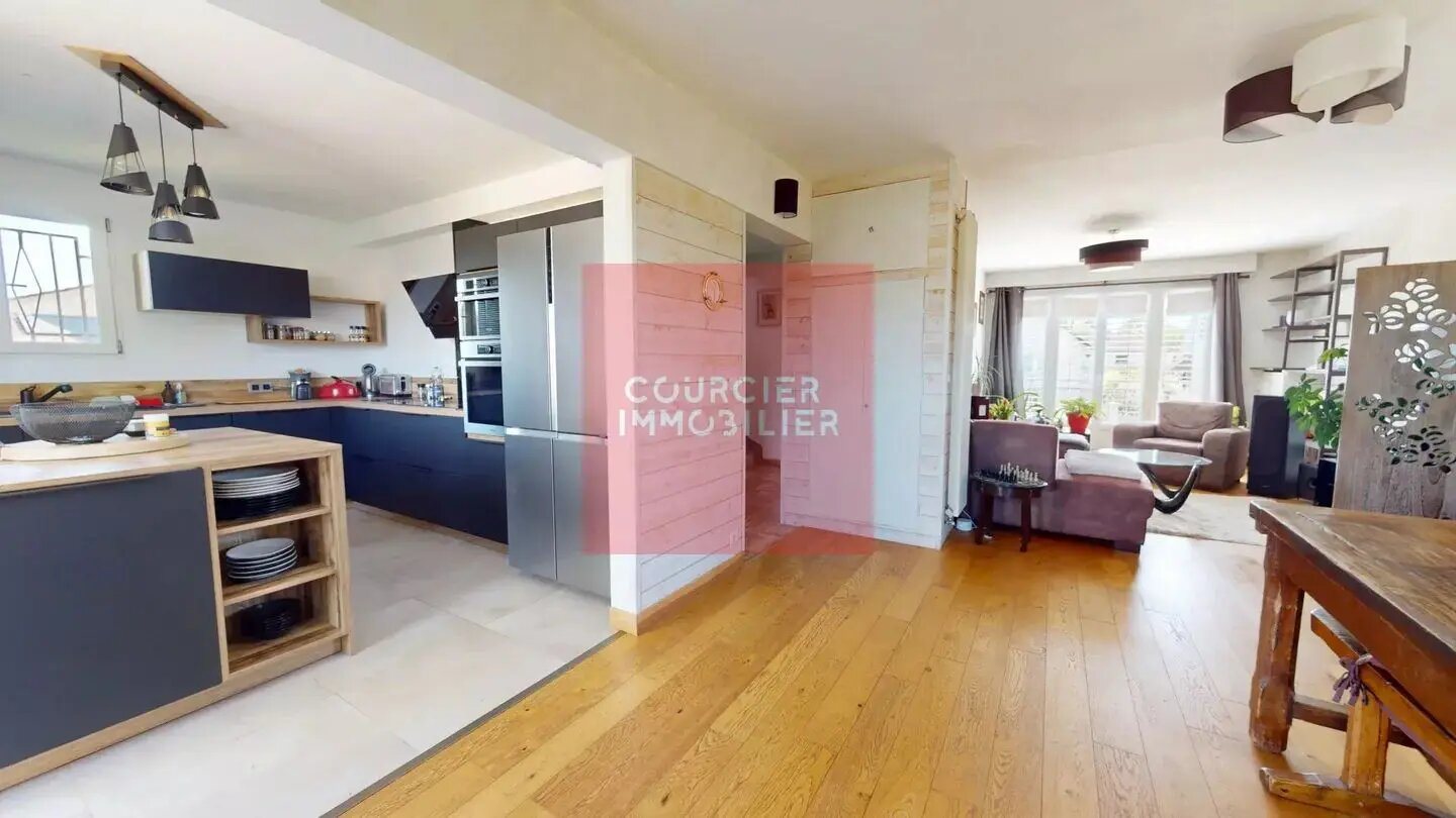 Maison à louer, 151m², Le Mesnil-Saint-Denis