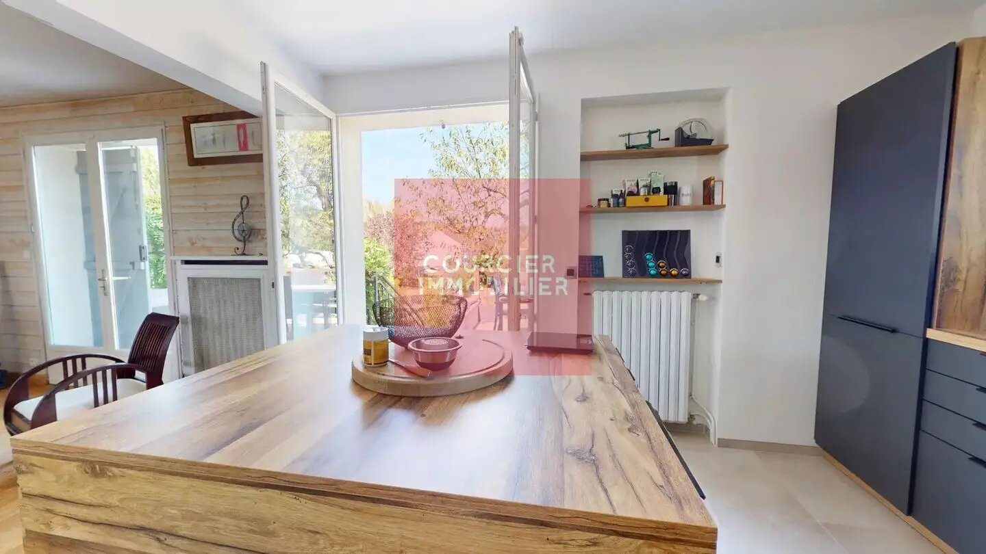 Maison à louer, 151m², Le Mesnil-Saint-Denis