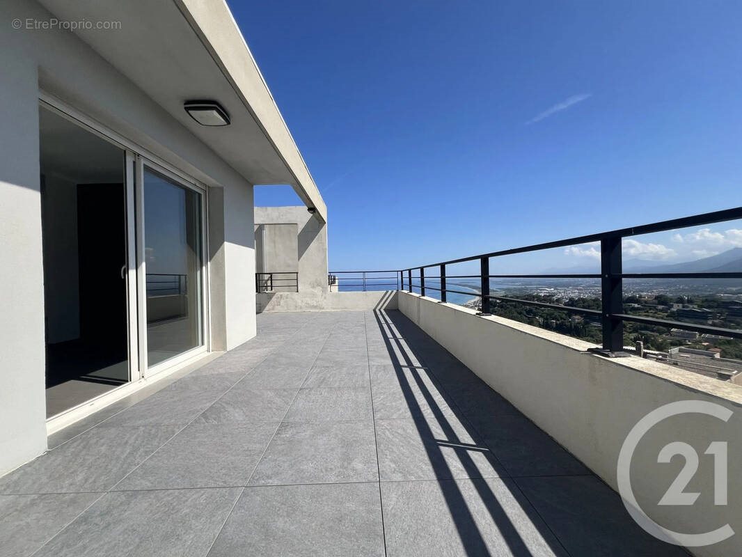 Appartement à vendre, 105m², Bastia