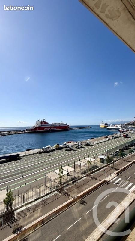Appartement à louer, 110m², Bastia