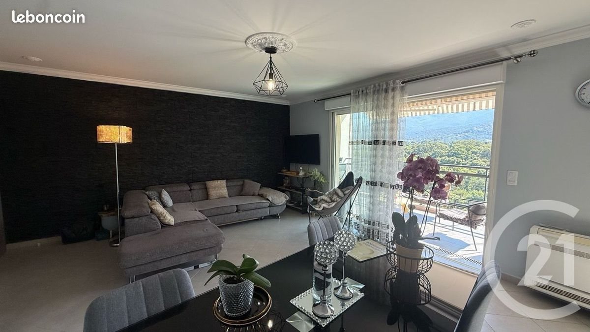 Appartement à vendre, 82m², Bastia
