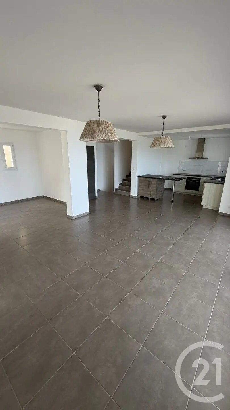 Maison à louer, 129m², San-Martino-di-Lota
