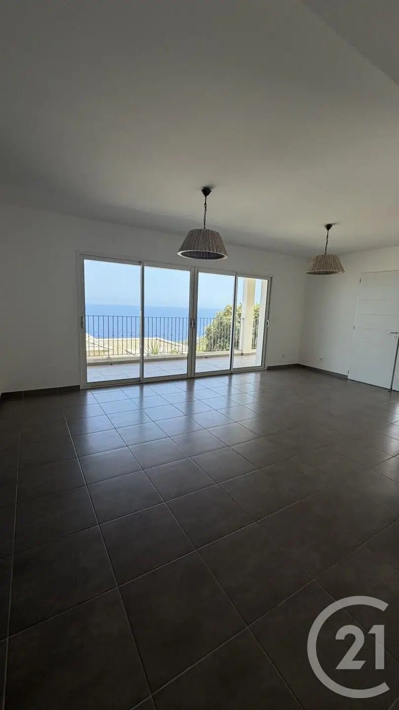 Maison à louer, 129m², San-Martino-di-Lota