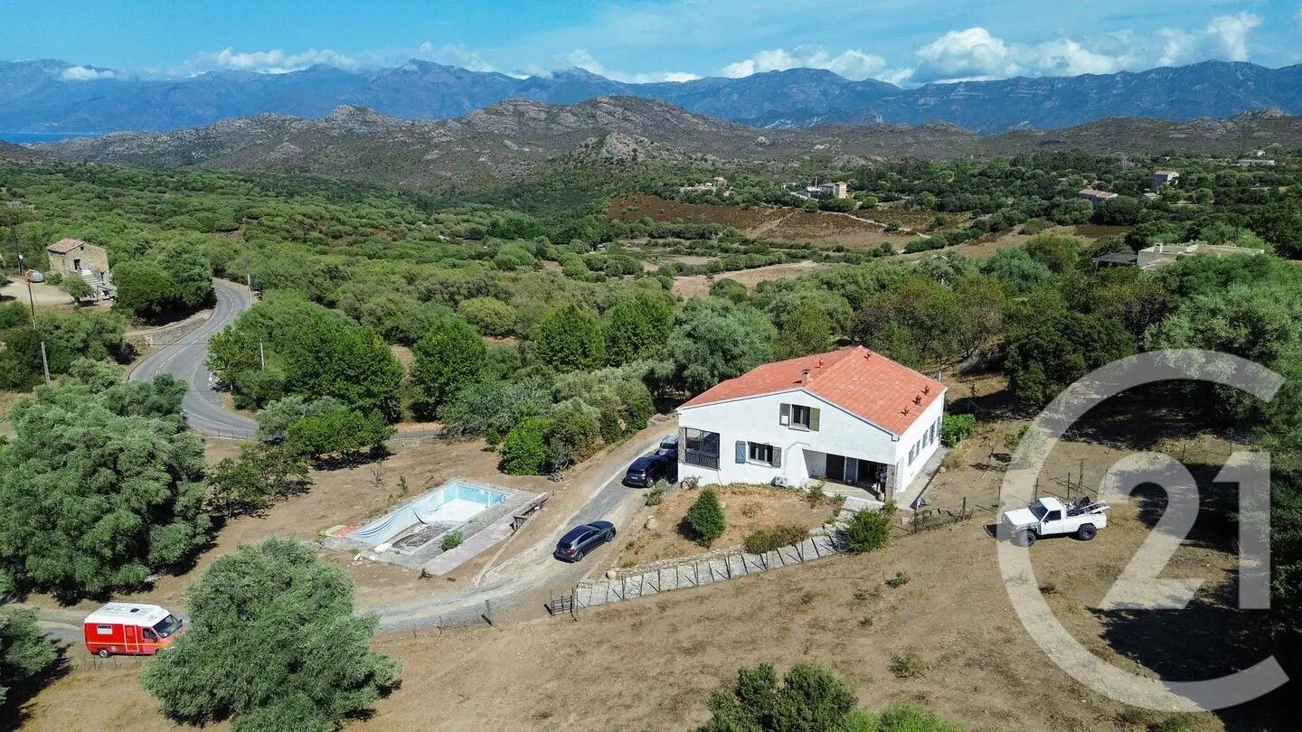 Maison à vendre, 167m², Santo-Pietro-di-Tenda
