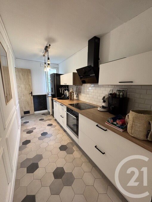 Appartement à louer, 67m², Bastia