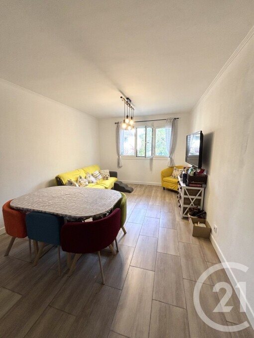 Appartement à louer, 67m², Bastia