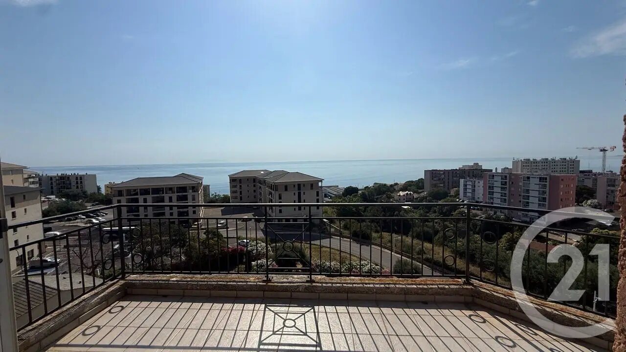 Appartement à vendre, 72m², Bastia