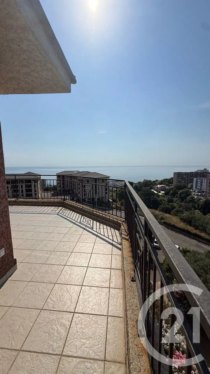 Appartement à vendre, 72m², Bastia