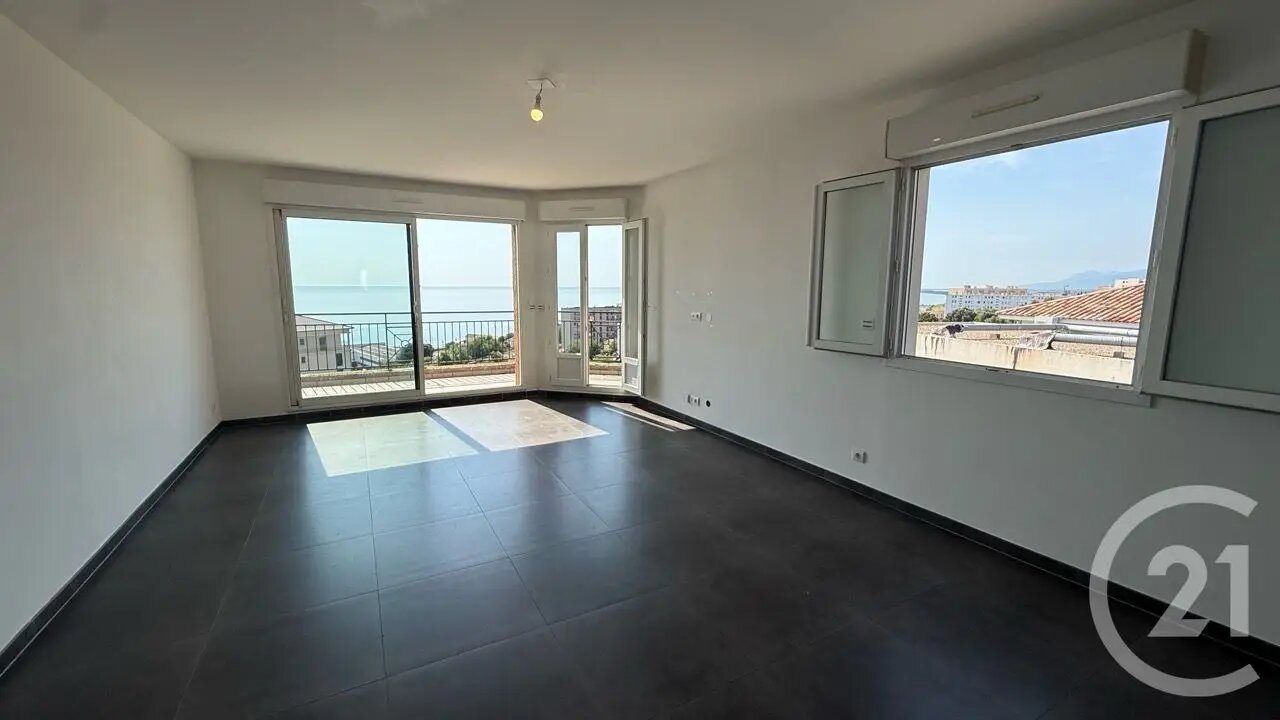 Appartement à vendre, 72m², Bastia