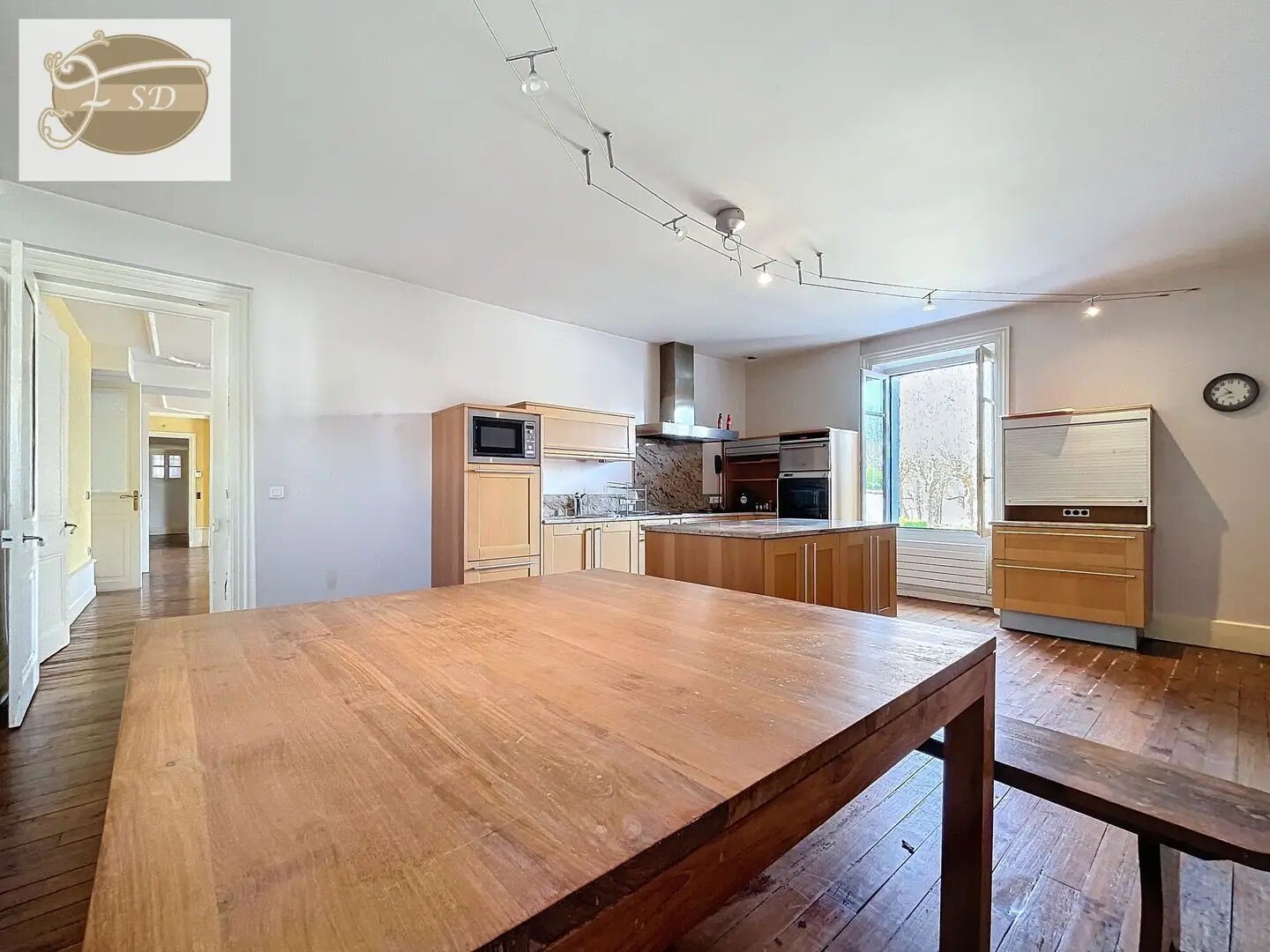 Maison à vendre, 450m², Andrézieux-Bouthéon