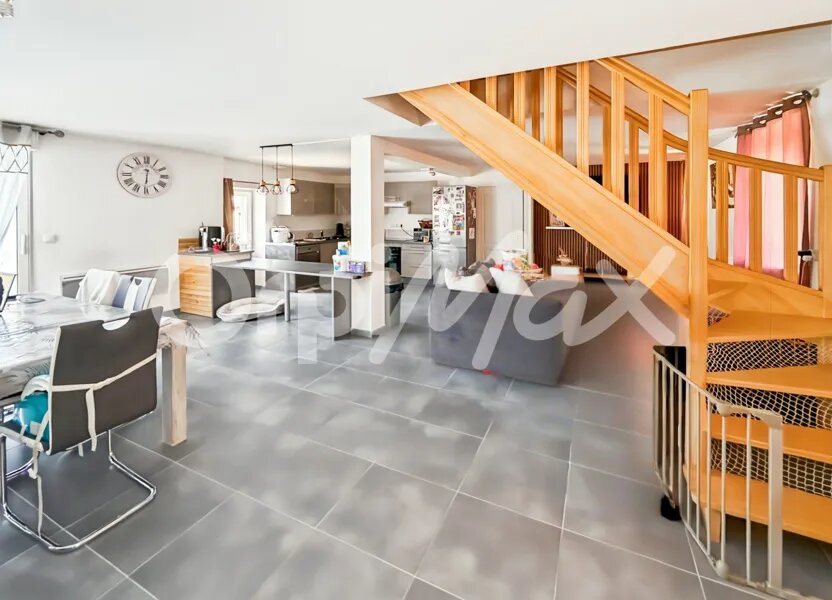 Maison à vendre, 76m², Saint-Étienne-au-Mont