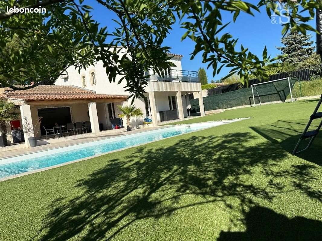 Maison à vendre, 214m², Pertuis